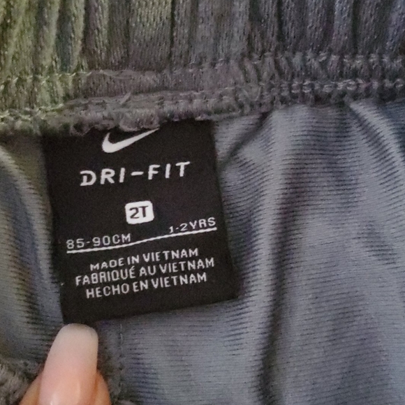 Toddler Nike Dri Fit Shorts - Picture 5 of 5